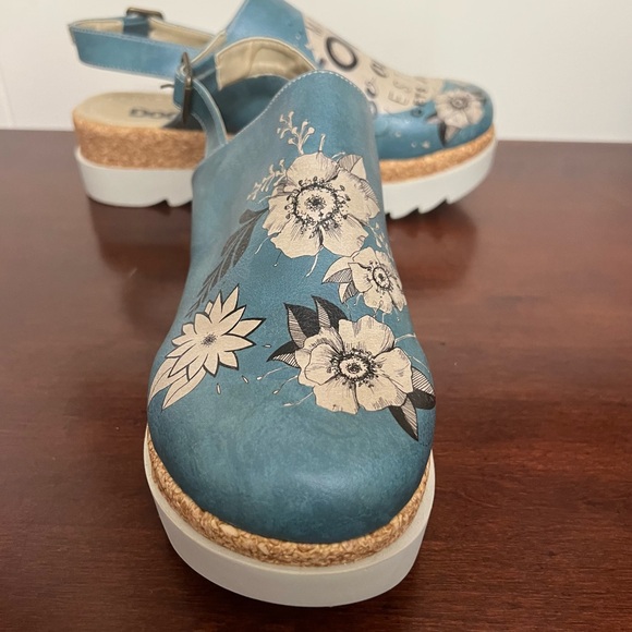 New DOGO Vegan Leather Wedge Sandals - Make Today So Awesome Design blue cream 9 - Picture 7 of 12